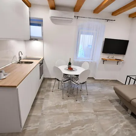 Apartment Lavanda - Suite Sinj Exteriör bild